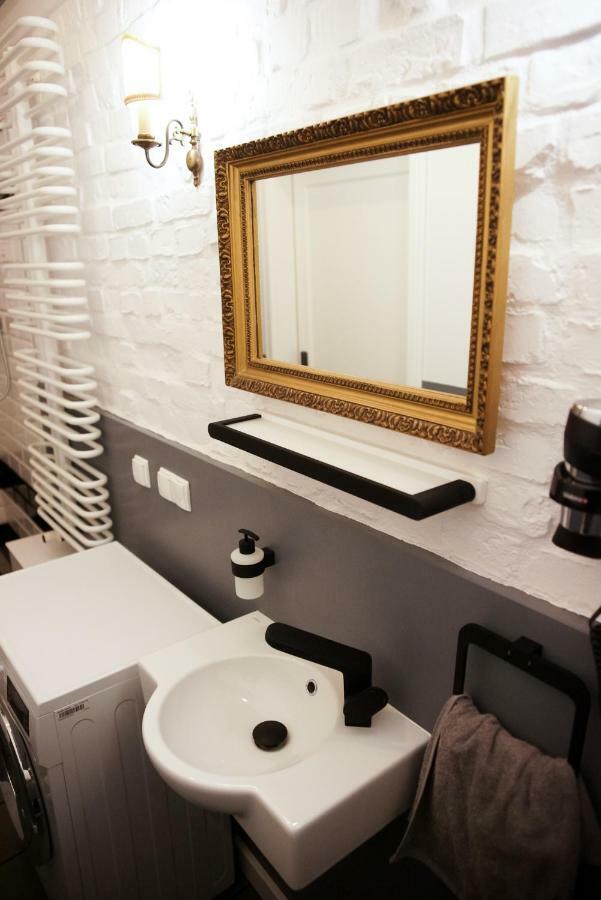 Wilhelmstadt Apartment 90M - Parking Torun Ngoại thất bức ảnh